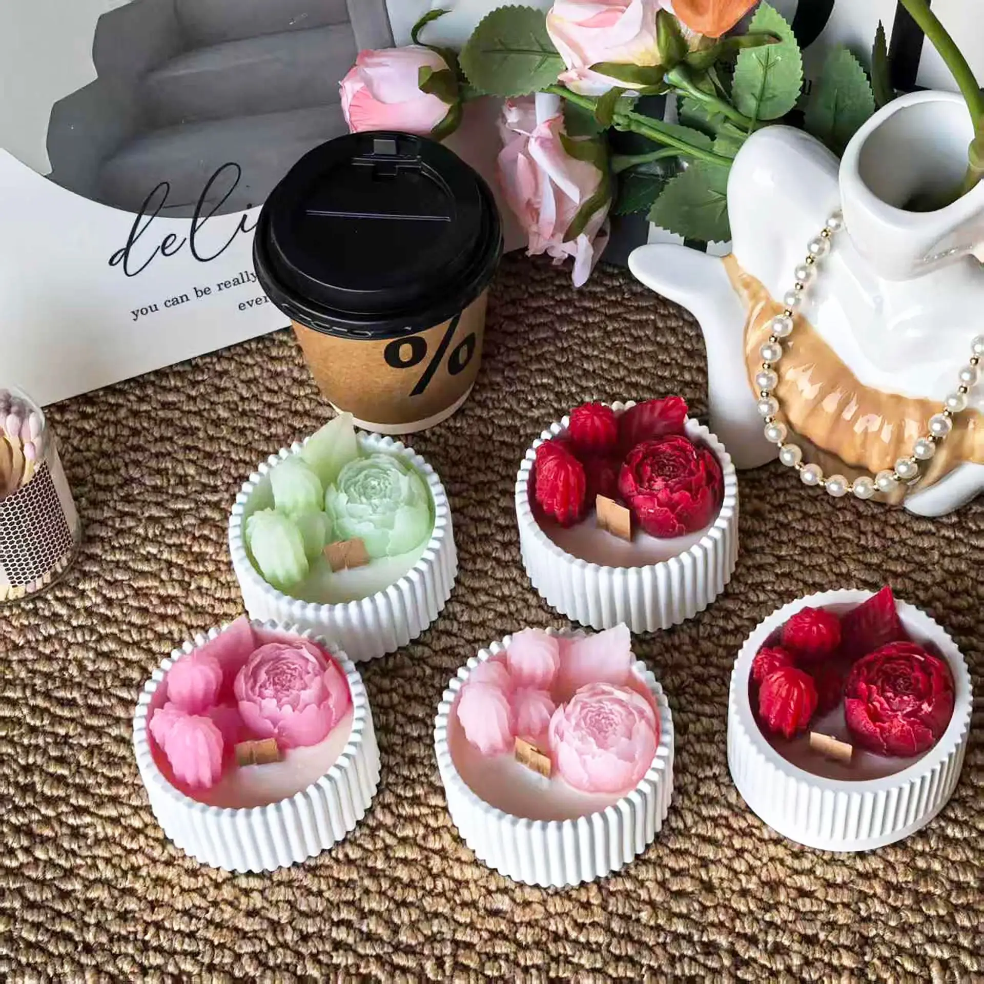 قطعتان من شموع معطرة على شكل ك - مراجعة Paraffin Wax وسعره